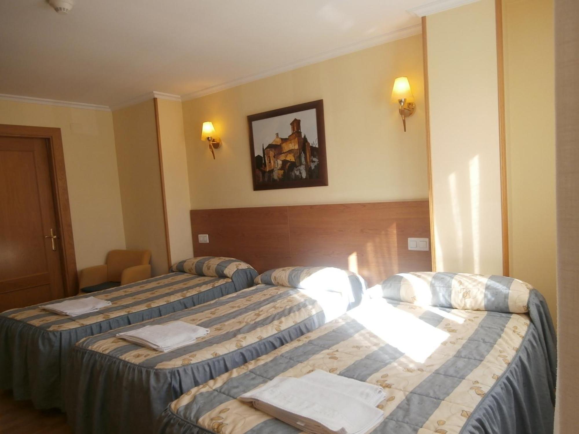 Hostal El Volante Estella Εξωτερικό φωτογραφία