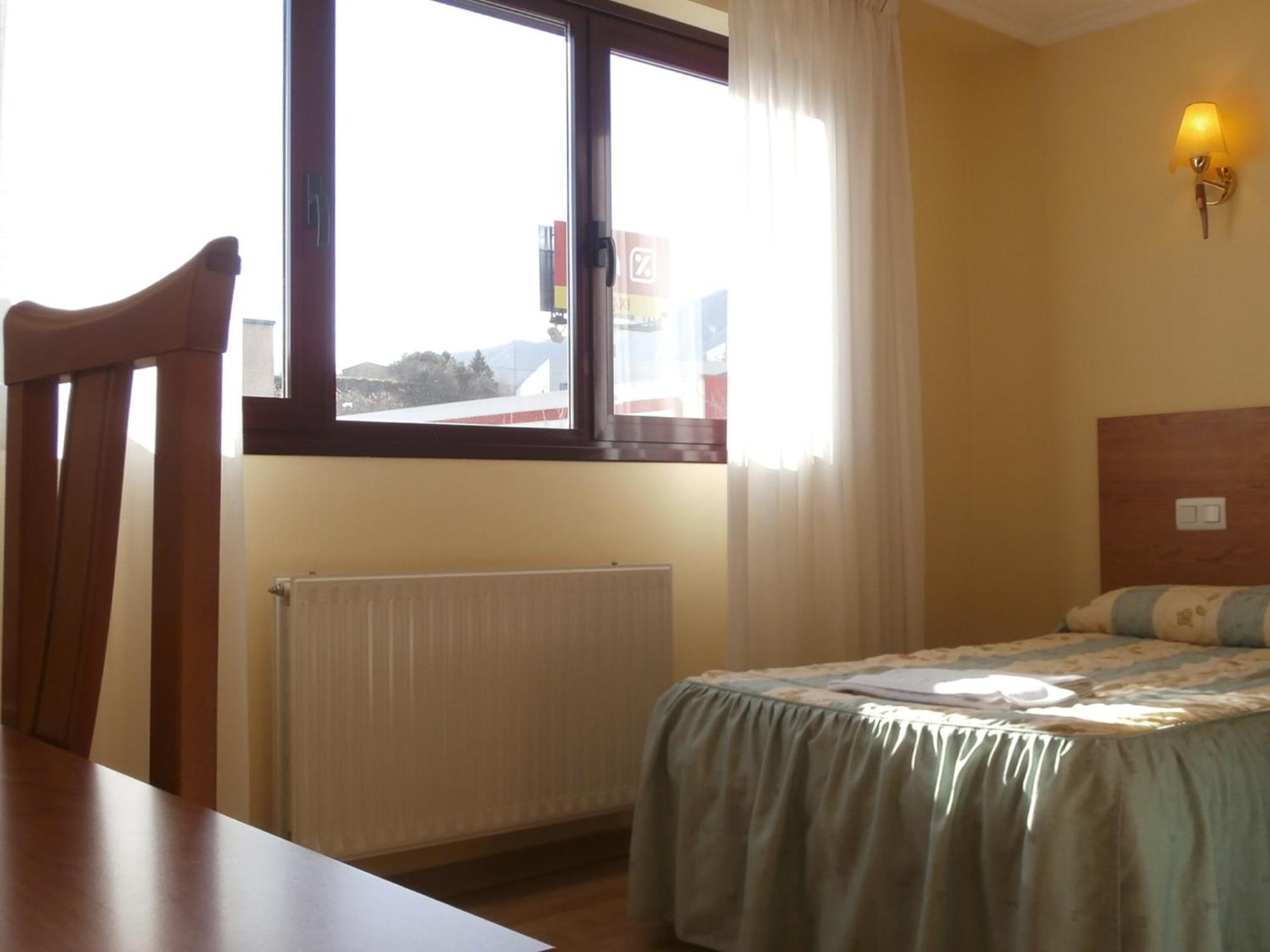 Hostal El Volante Estella Εξωτερικό φωτογραφία