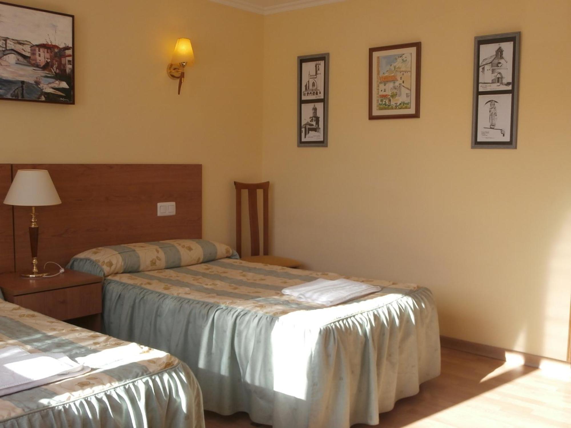 Hostal El Volante Estella Εξωτερικό φωτογραφία