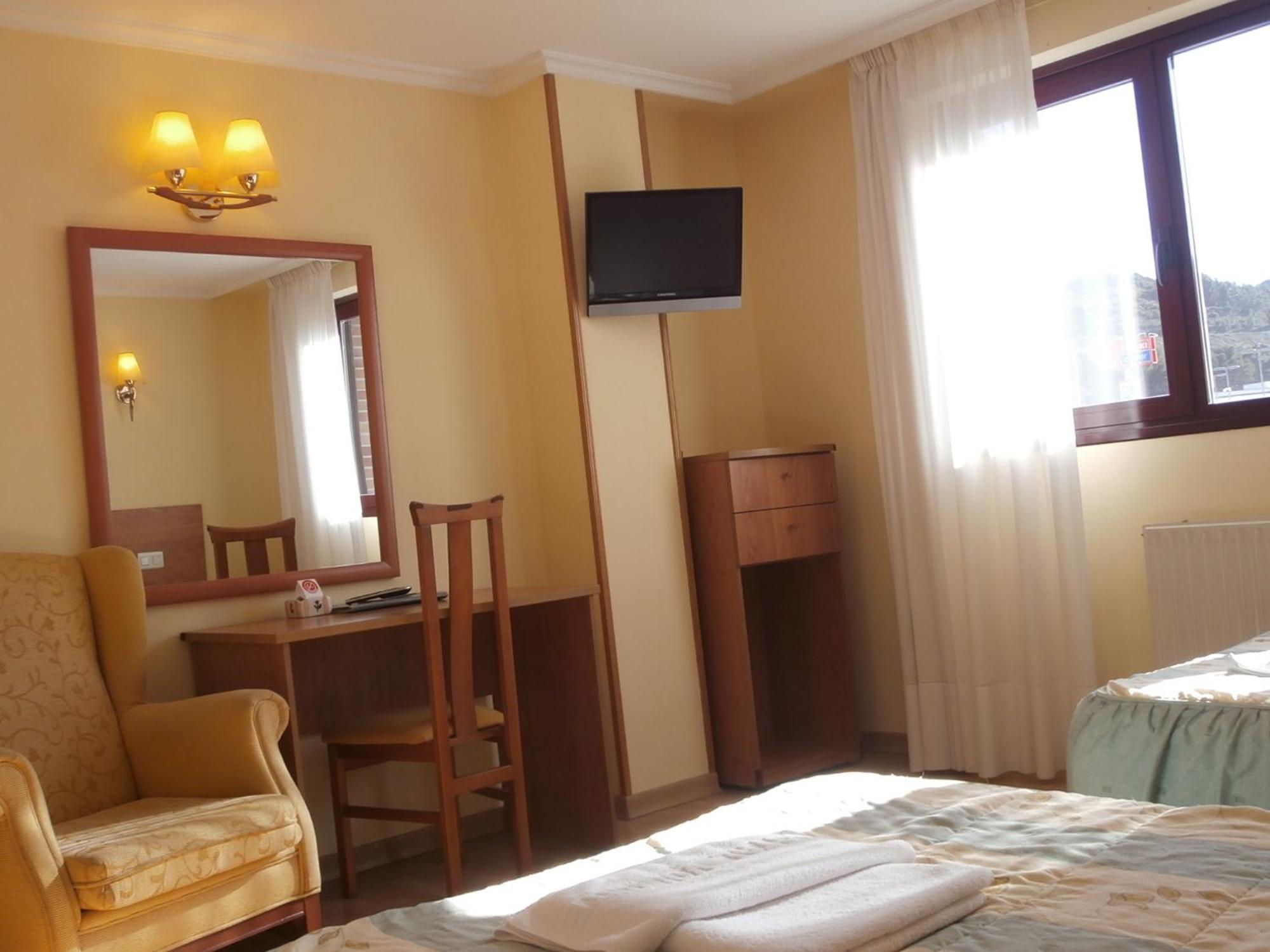 Hostal El Volante Estella Εξωτερικό φωτογραφία