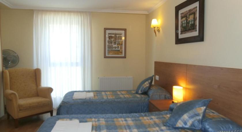 Hostal El Volante Estella Εξωτερικό φωτογραφία