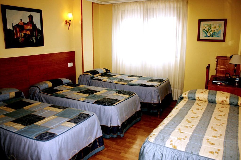 Hostal El Volante Estella Εξωτερικό φωτογραφία