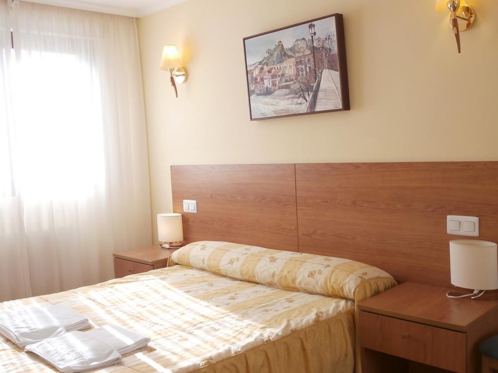 Hostal El Volante Estella Εξωτερικό φωτογραφία