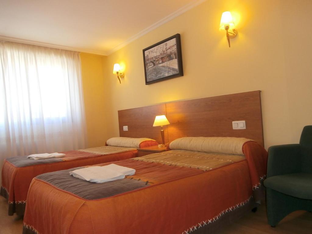 Hostal El Volante Estella Εξωτερικό φωτογραφία