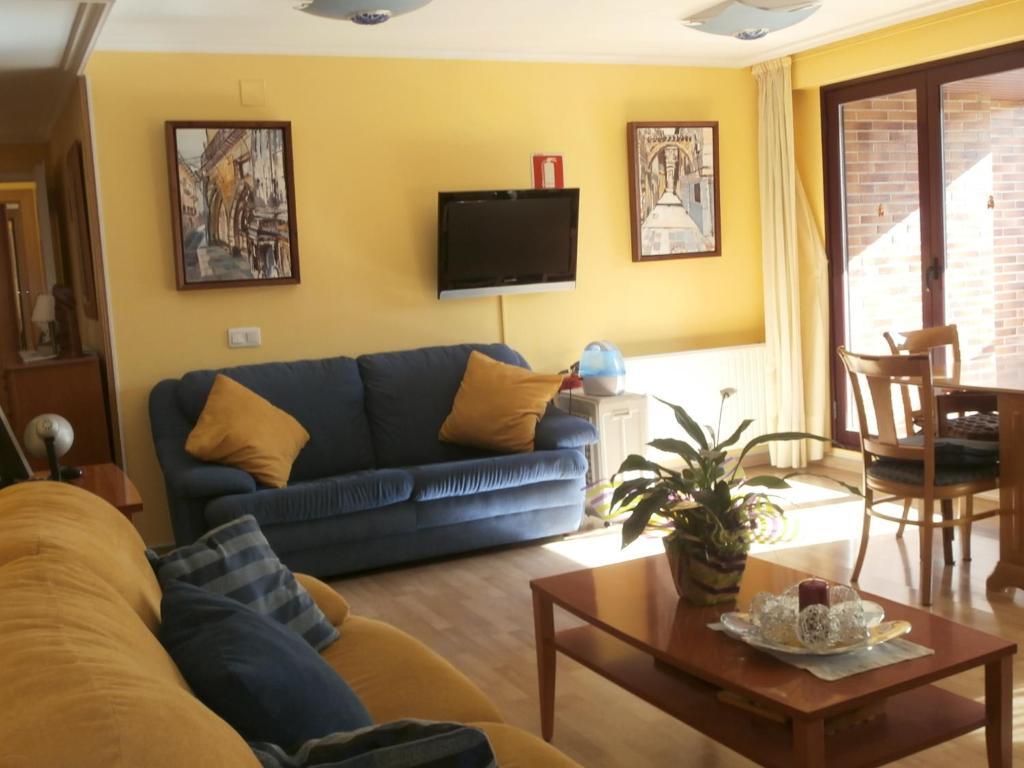 Hostal El Volante Estella Εξωτερικό φωτογραφία