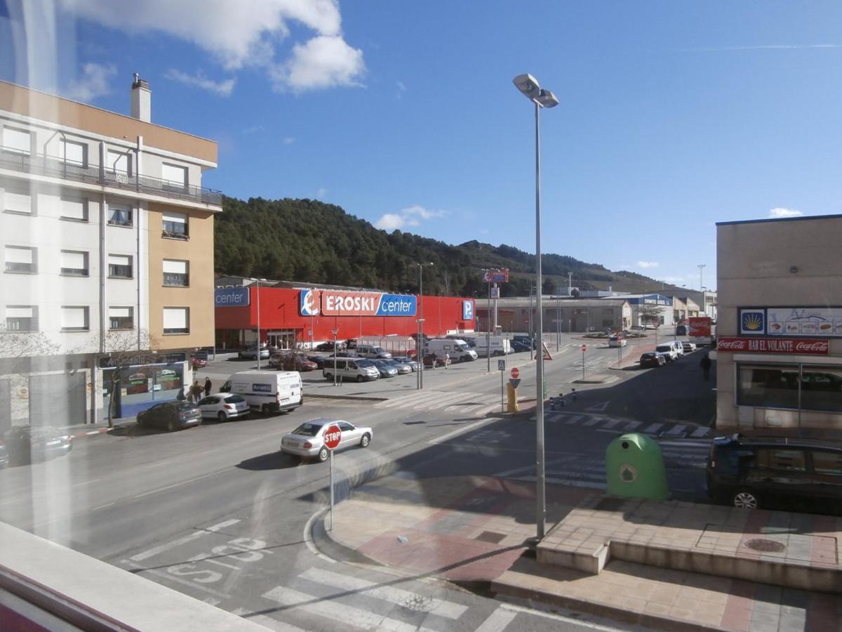 Hostal El Volante Estella Εξωτερικό φωτογραφία